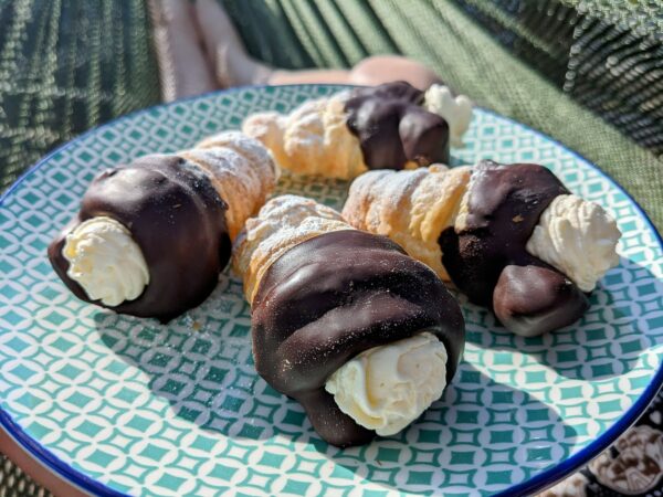 Cream & Chocolate Cones (VE) - Image 2